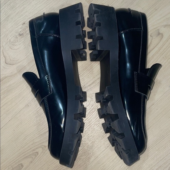 Dream Pairs Shiny Black Slip-On Loafers - Picture 6 of 8